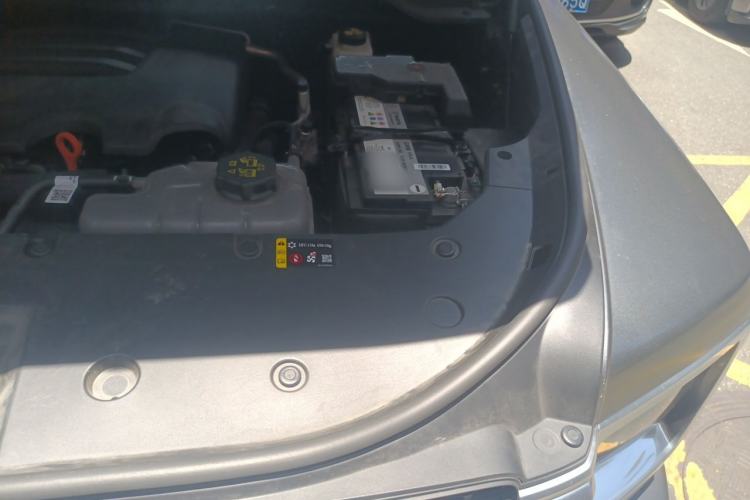 Used Haval H9 2024 2.0T Gasoline 4x4 Territory Edition Engine Bay Left