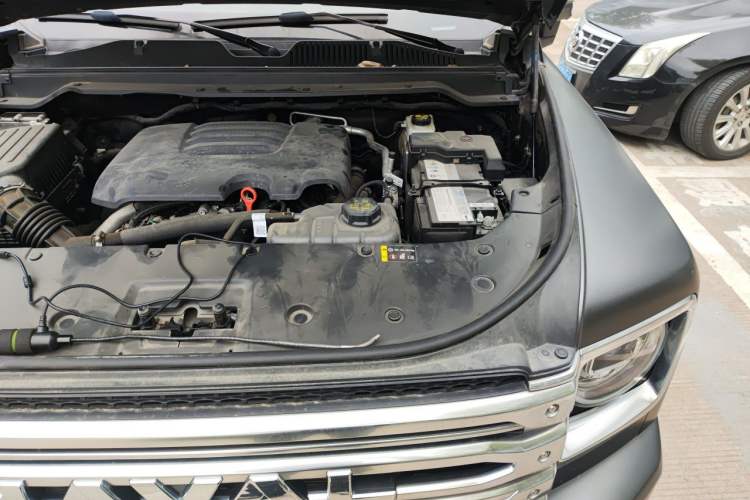 Used Haval H9 2024 2.0T Gasoline All-Wheel-Drive Extreme Edition Engine Bay Left