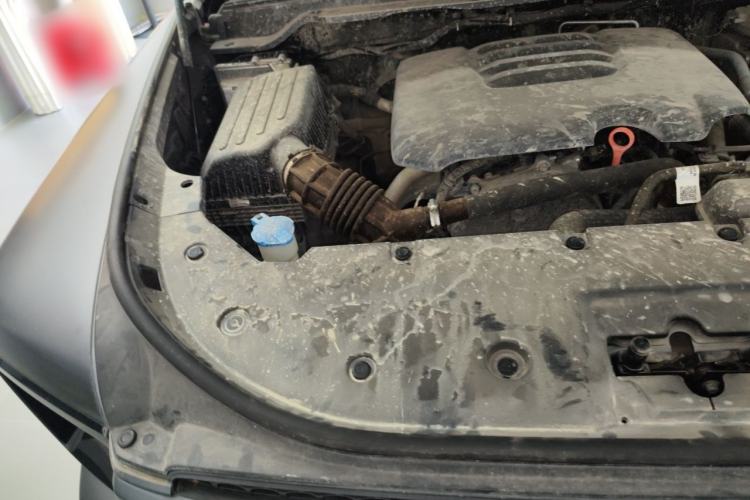 Used Haval H9 2024 2.0T Gasoline All-Wheel-Drive Extreme Edition Engine Bay Right
