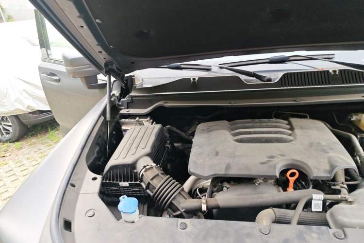 Used Haval H9 2024 2.0T Gasoline All-Wheel-Drive Extreme Edition Engine Bay Right