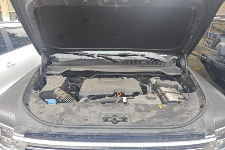 Used Haval H9 2024 2.0T Gasoline All-Wheel-Drive Extreme Edition Engine Bay