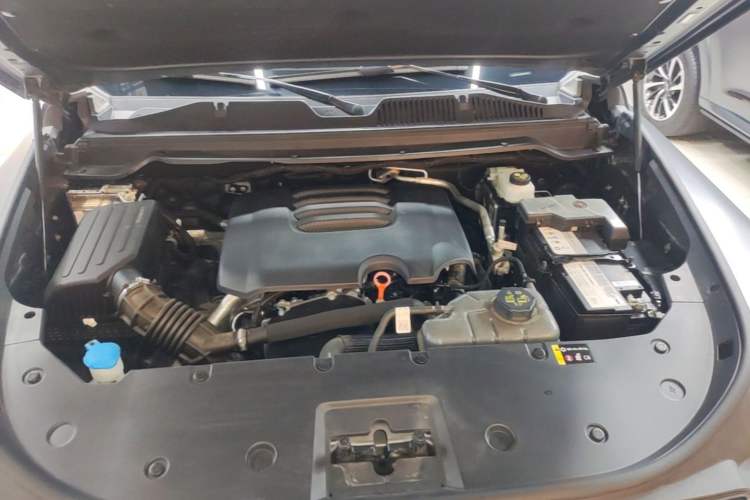Used Haval H9 2024 2.0T Gasoline All-Wheel-Drive Extreme Edition Engine Bay
