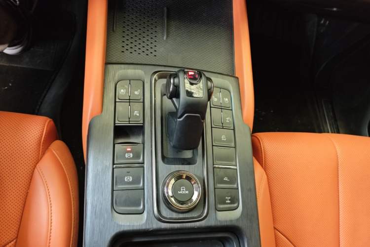 Used Haval H9 2024 2.0T Gasoline All-Wheel-Drive Extreme Edition Gear Lever