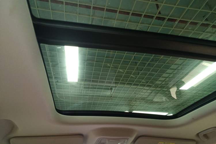 Used Haval H9 2024 2.0T Gasoline All-Wheel-Drive Extreme Edition Headliner
