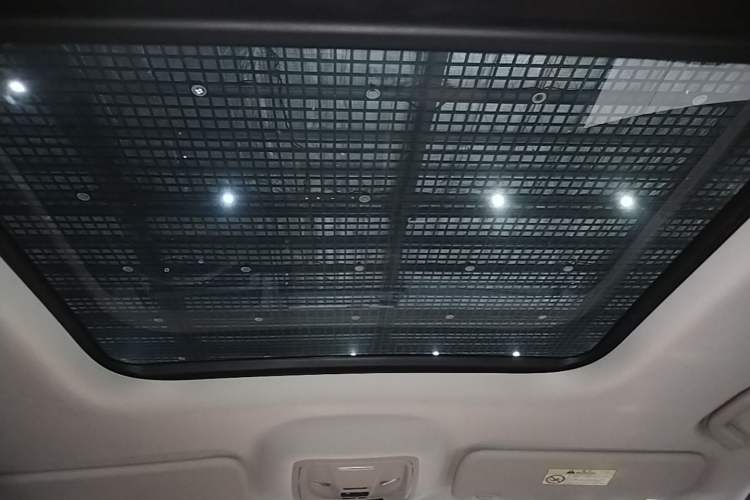 Used Haval H9 2024 2.0T Gasoline All-Wheel-Drive Extreme Edition Headliner