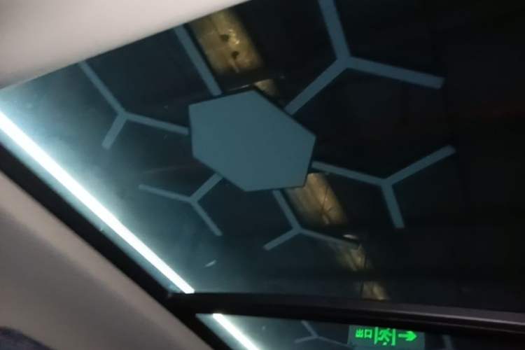 Used Haval H9 2024 2.0T Gasoline All-Wheel-Drive Extreme Edition Headliner