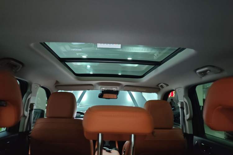 Used Haval H9 2024 2.0T Gasoline All-Wheel-Drive Extreme Edition Headliner