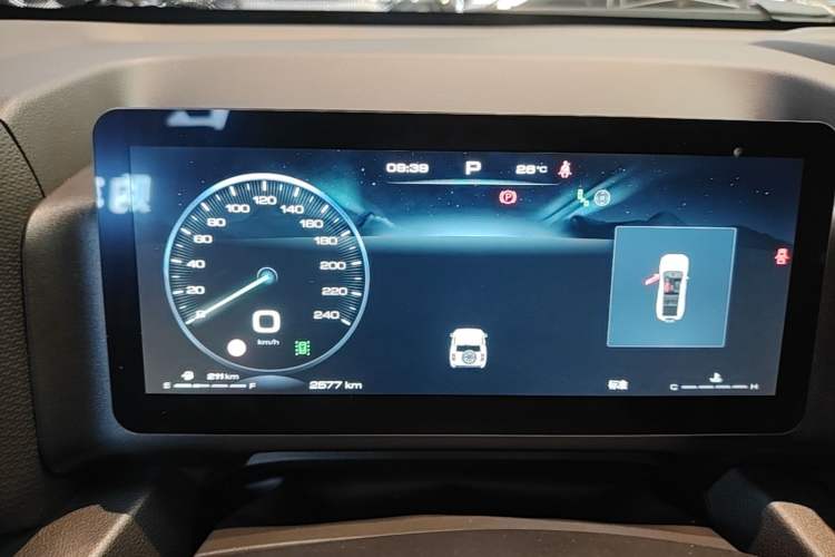 Used Haval H9 2024 2.0T Gasoline All-Wheel-Drive Extreme Edition Instrument Cluster