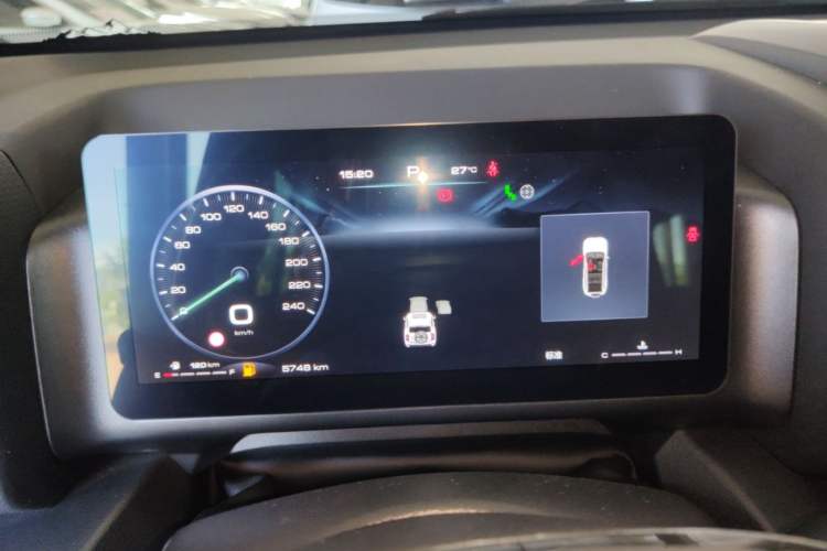 Used Haval H9 2024 2.0T Gasoline All-Wheel-Drive Extreme Edition Instrument Cluster