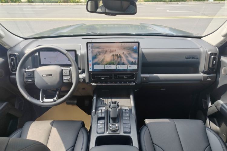 Used Haval H9 2024 2.0T Gasoline All-Wheel-Drive Extreme Edition Interior 1