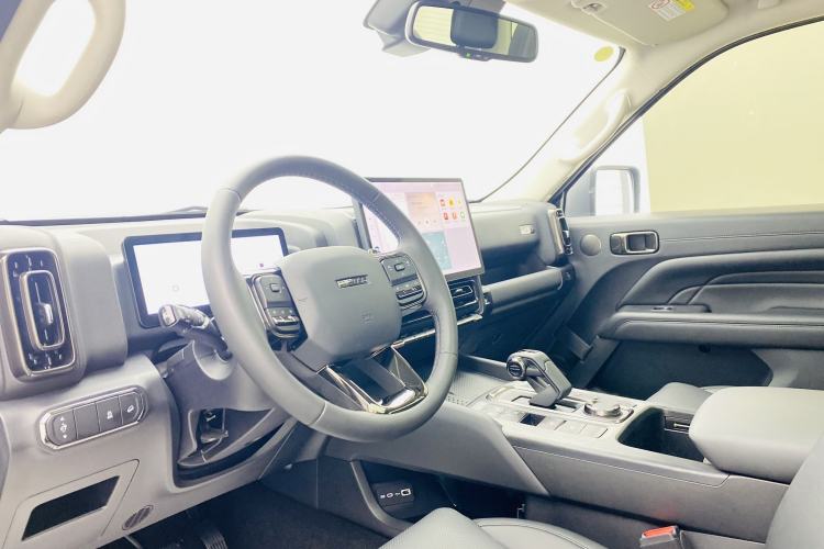 Used Haval H9 2024 2.0T Gasoline All-Wheel-Drive Extreme Edition Interior 1