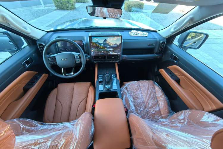 Used Haval H9 2024 2.0T Gasoline 4x4 Territory Edition Interior 2