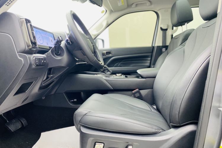 Used Haval H9 2024 2.0T Gasoline All-Wheel-Drive Extreme Edition Interior 2