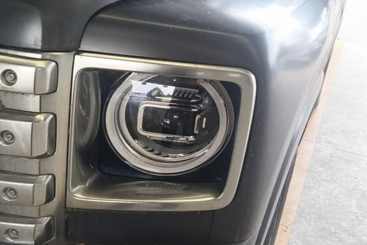 Used Haval H9 2024 2.0T Gasoline All-Wheel-Drive Extreme Edition Left Front Headlight