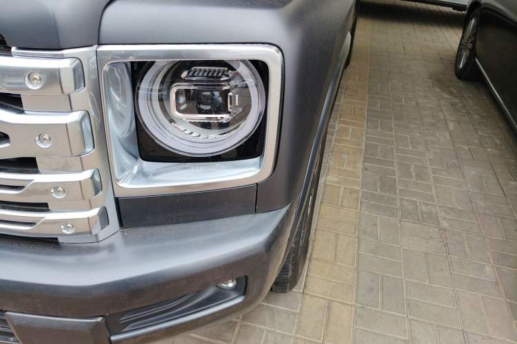 Used Haval H9 2024 2.0T Gasoline All-Wheel-Drive Extreme Edition Left Front Headlight