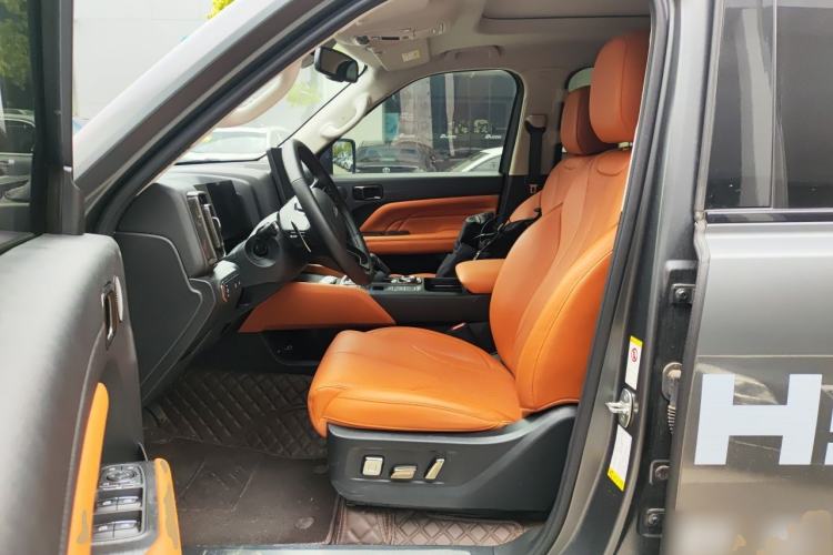 Used Haval H9 2024 2.0T Gasoline All-Wheel-Drive Extreme Edition Left Front Seat