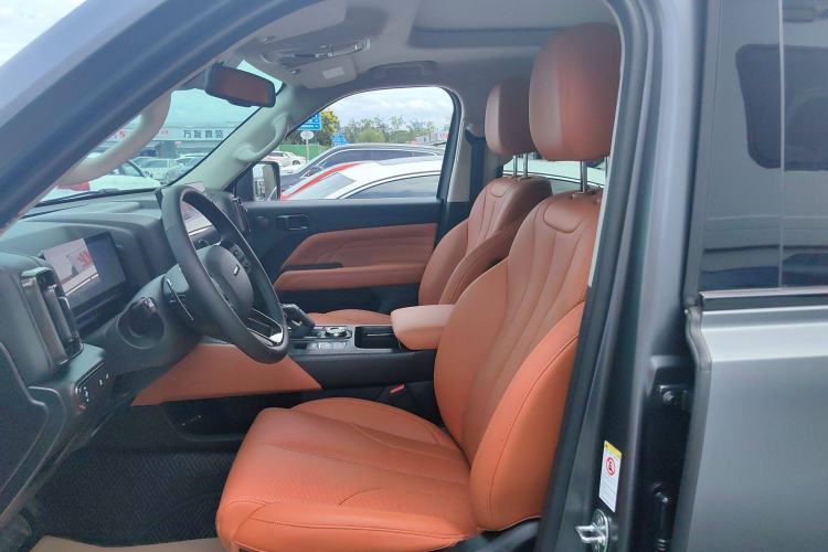 Used Haval H9 2024 2.0T Gasoline All-Wheel-Drive Extreme Edition Left Front Seat