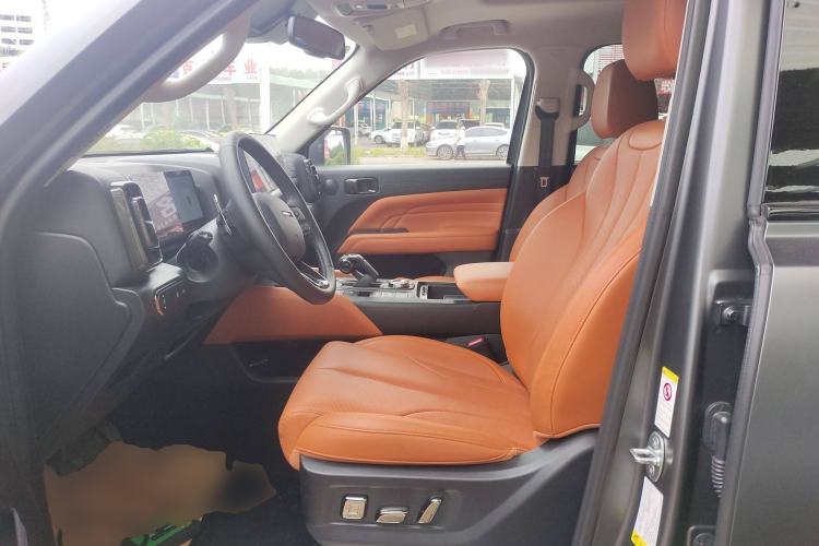 Used Haval H9 2024 2.0T Gasoline All-Wheel-Drive Extreme Edition Left Front Seat
