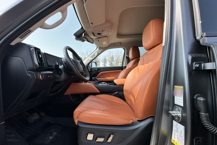 Used Haval H9 2024 2.0T Gasoline All-Wheel-Drive Extreme Edition Left Front Seat