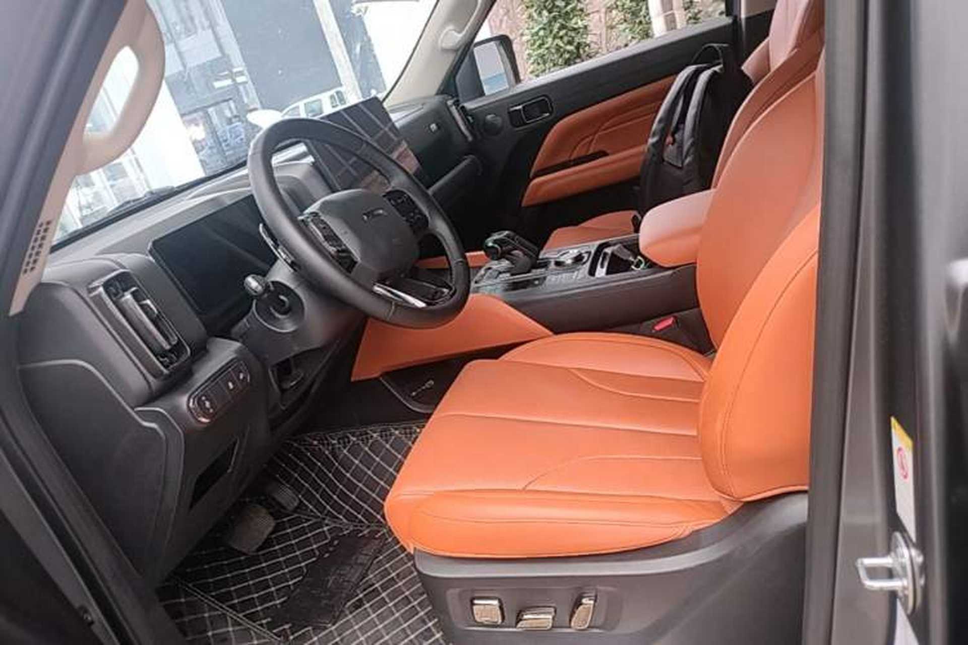 Used Haval H9 2024 2.0T Gasoline All-Wheel-Drive Extreme Edition Left Front Seat
