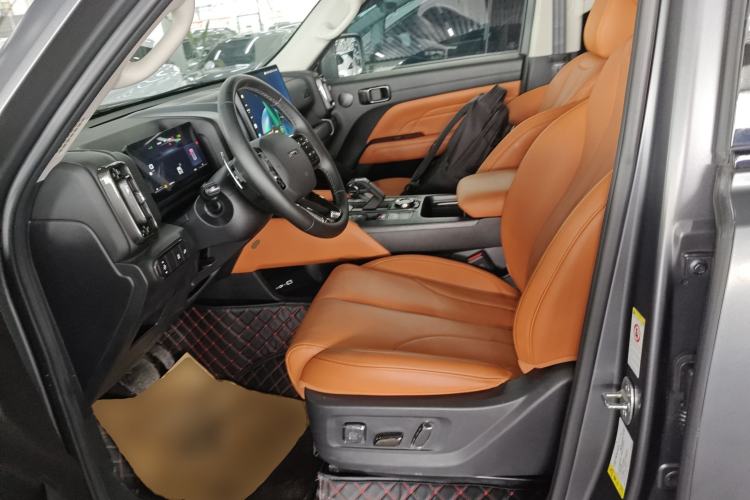 Used Haval H9 2024 2.0T Gasoline All-Wheel-Drive Extreme Edition Left Front Seat
