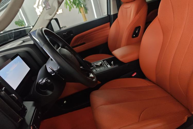 Used Haval H9 2024 2.0T Gasoline All-Wheel-Drive Extreme Edition Left Front Seat