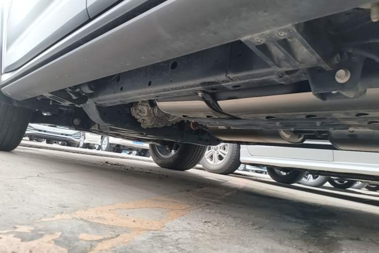 Used Haval H9 2024 2.0T Gasoline All-Wheel-Drive Extreme Edition Left Side Sill