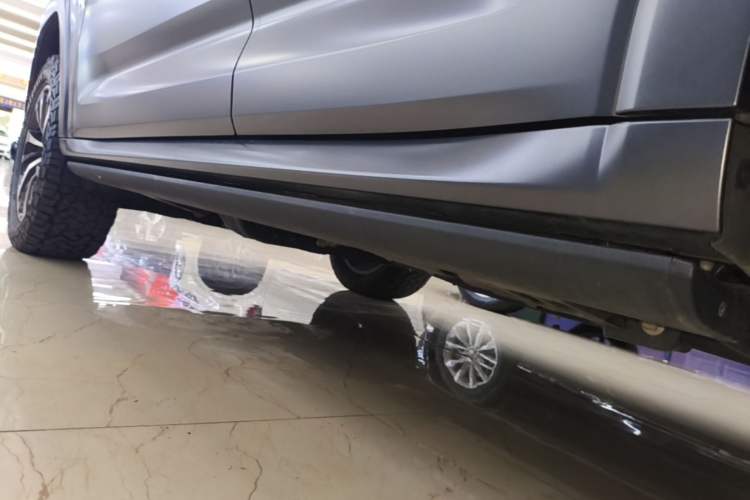 Used Haval H9 2024 2.0T Gasoline All-Wheel-Drive Extreme Edition Left Side Sill