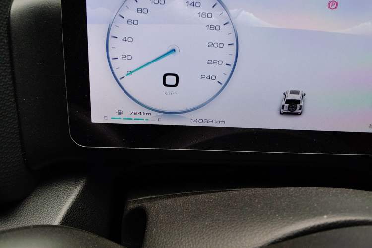 Used Haval H9 2024 2.4T Diesel 4x4 Extreme Edition Odometer Close Up