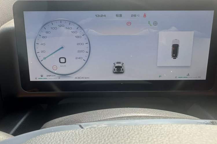 Used Haval H9 2024 2.0T Gasoline All-Wheel-Drive Extreme Edition Odometer Close Up