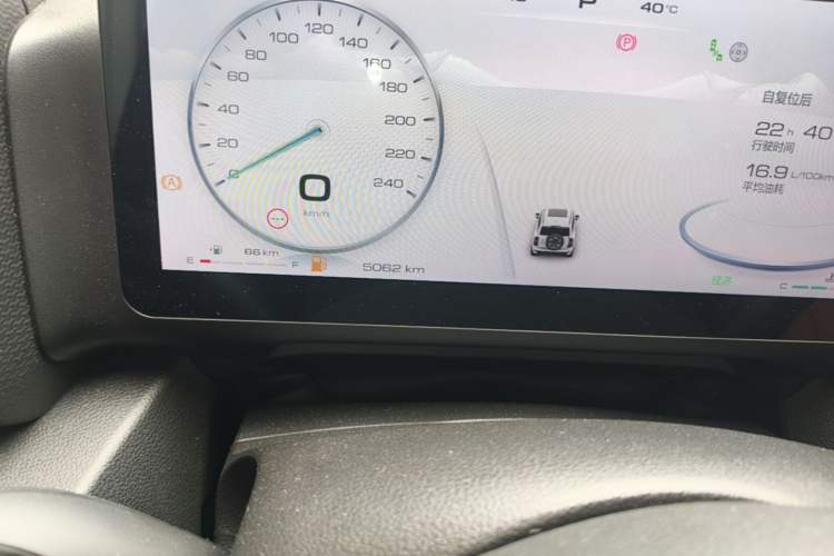 Used Haval H9 2024 2.0T Gasoline All-Wheel-Drive Extreme Edition Odometer Close Up