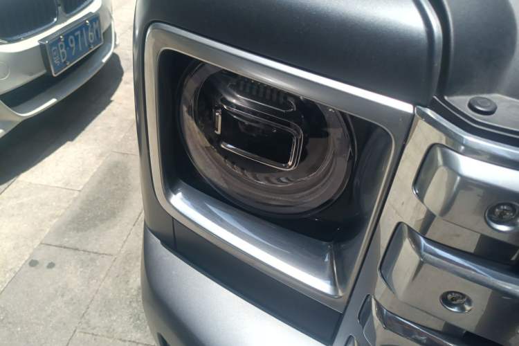 Used Haval H9 2024 2.0T Gasoline 4x4 Territory Edition Right Front Headlight