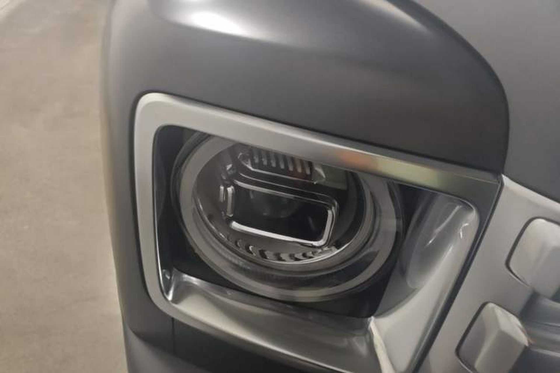 Used Haval H9 2024 2.0T Gasoline All-Wheel-Drive Extreme Edition Right Front Headlight