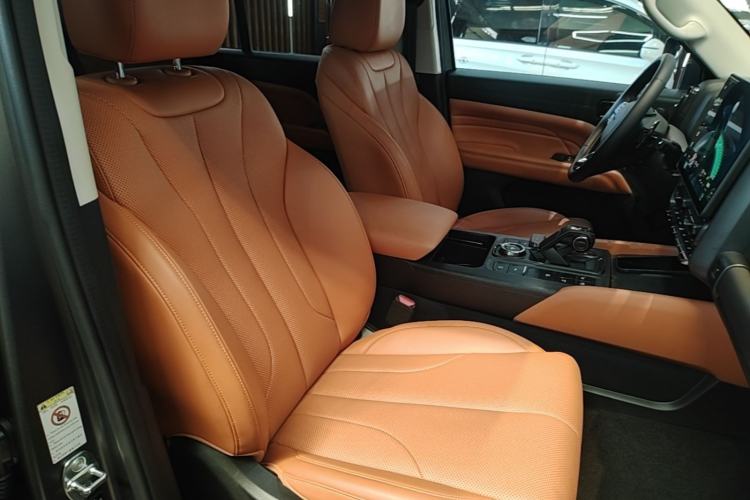 Used Haval H9 2024 2.0T Gasoline All-Wheel-Drive Extreme Edition Right Front Seat