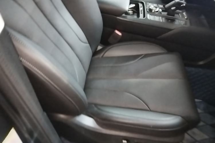 Used Haval H9 2024 2.0T Gasoline All-Wheel-Drive Extreme Edition Right Front Seat