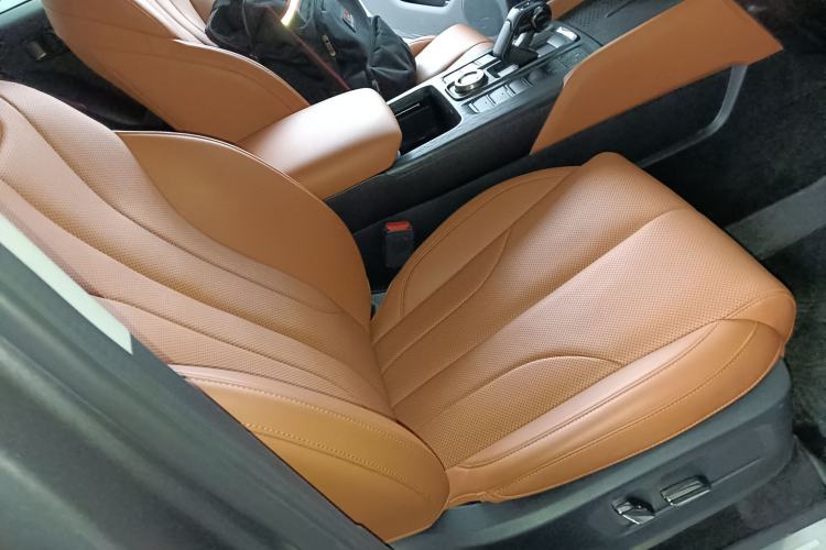 Used Haval H9 2024 2.0T Gasoline All-Wheel-Drive Extreme Edition Right Front Seat