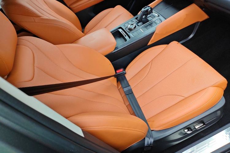 Used Haval H9 2024 2.0T Gasoline All-Wheel-Drive Extreme Edition Right Front Seat