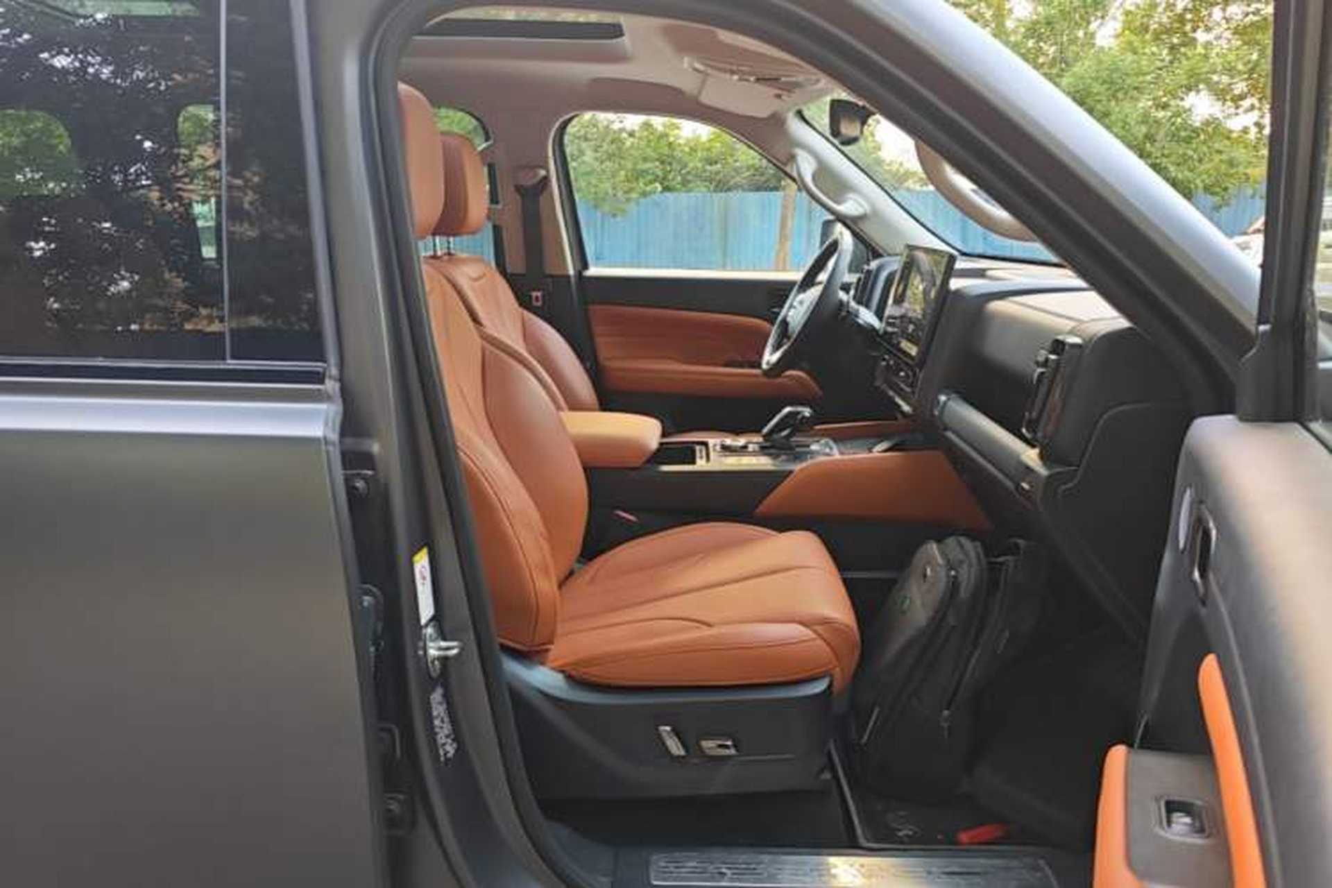Used Haval H9 2024 2.0T Gasoline All-Wheel-Drive Extreme Edition Right Front Seat