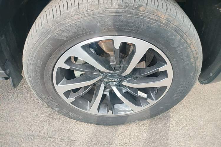 Used Haval H9 2024 2.0T Gasoline All-Wheel-Drive Extreme Edition Right Front Wheel Hub