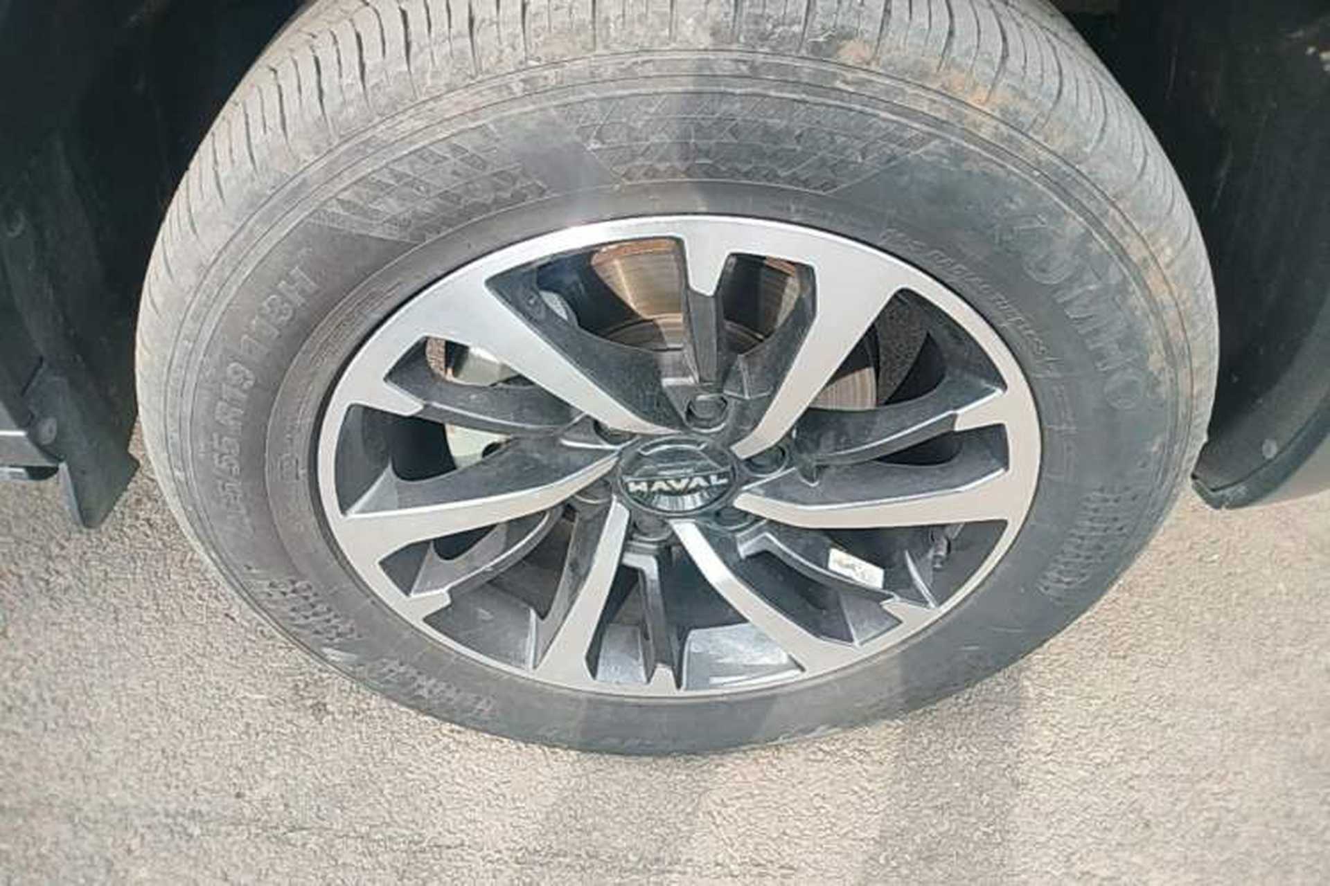 Used Haval H9 2024 2.0T Gasoline All-Wheel-Drive Extreme Edition Right Front Wheel Hub