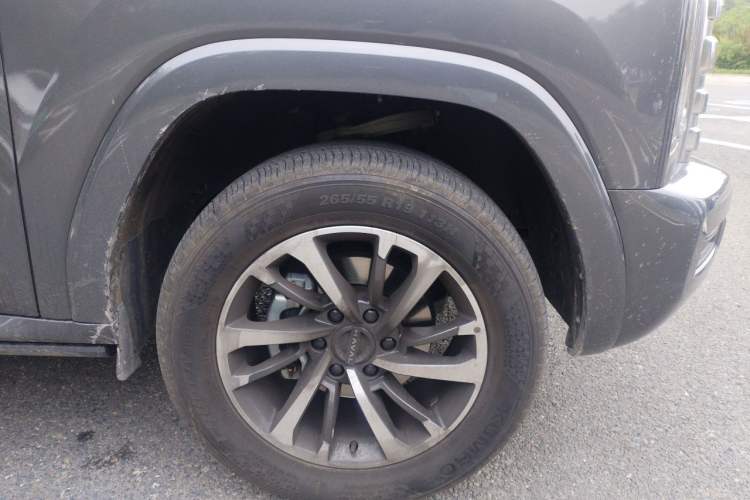 Used Haval H9 2024 2.0T Gasoline All-Wheel-Drive Extreme Edition Right Front Wheel Hub