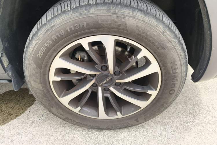 Used Haval H9 2024 2.0T Gasoline All-Wheel-Drive Extreme Edition Right Front Wheel Hub
