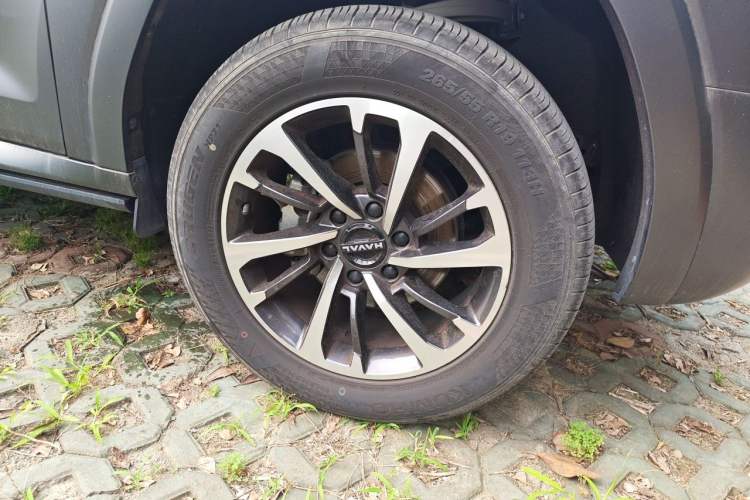 Used Haval H9 2024 2.0T Gasoline All-Wheel-Drive Extreme Edition Right Front Wheel Hub