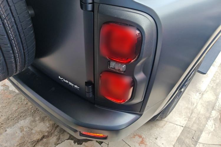 Used Haval H9 2024 2.0T Gasoline All-Wheel-Drive Extreme Edition Right Rear Taillight