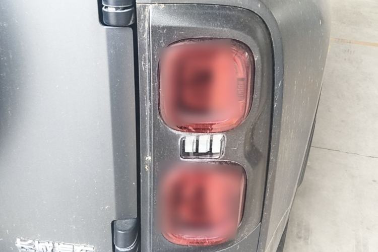 Used Haval H9 2024 2.0T Gasoline All-Wheel-Drive Extreme Edition Right Rear Taillight