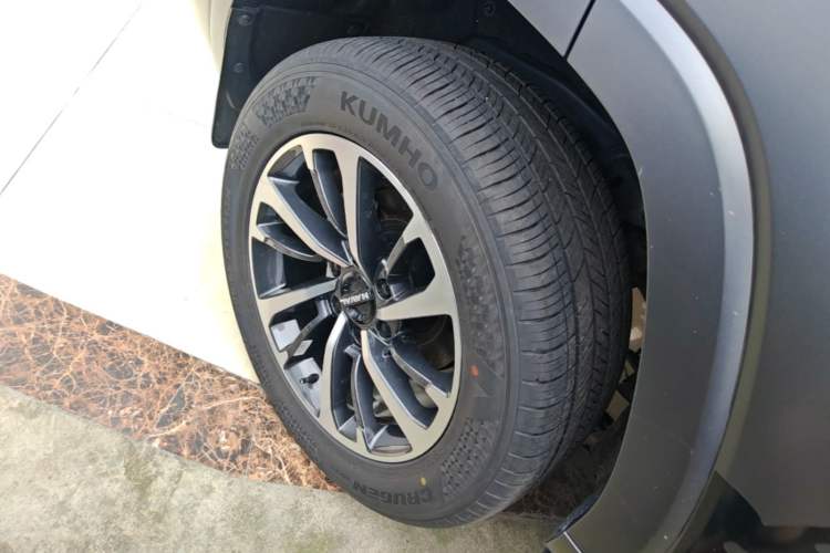 Used Haval H9 2024 2.4T Diesel 4x4 Extreme Edition Right Rear Wheel Hub