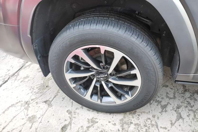 Used Haval H9 2024 2.0T Gasoline All-Wheel-Drive Extreme Edition Right Rear Wheel Hub