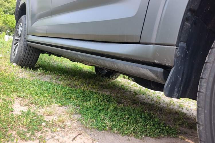 Used Haval H9 2024 2.0T Gasoline All-Wheel-Drive Extreme Edition Right Side Sill