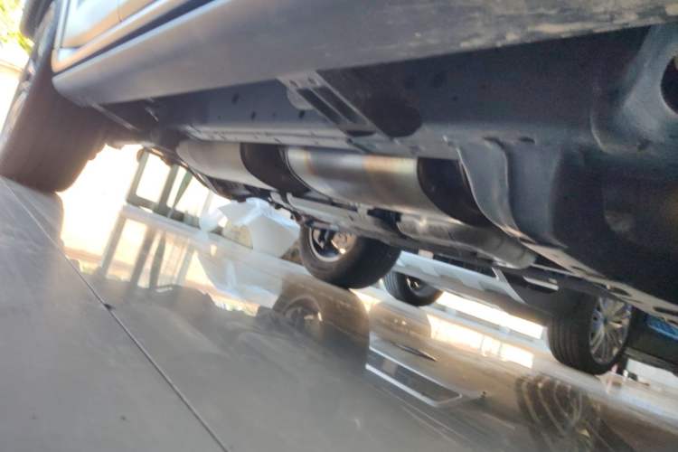 Used Haval H9 2024 2.0T Gasoline All-Wheel-Drive Extreme Edition Right Side Sill