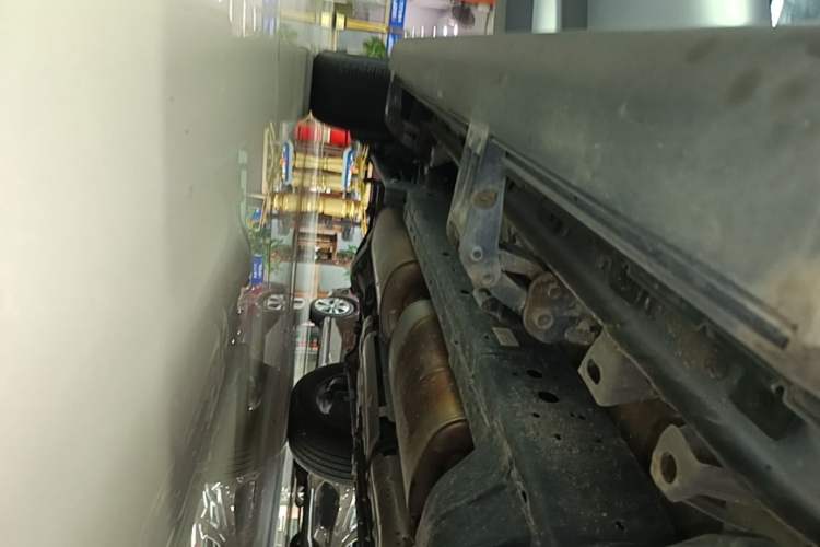 Used Haval H9 2024 2.0T Gasoline All-Wheel-Drive Extreme Edition Right Side Sill